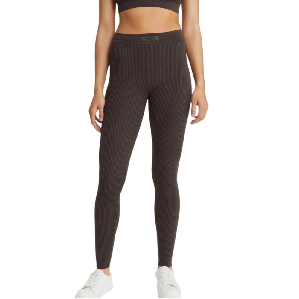 Fear Of God Essentials Ribbed Sweater Leggings in Chocolate Brown